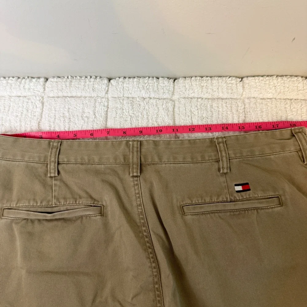Tommy Hilfiger Mens Y2K Khaki Cargo Shorts Sz 38 Outdoors Casual Preppy